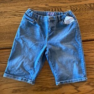 Childrens place Bermuda shorts
